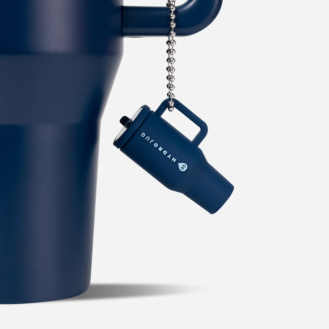 traveler-keychain-l4 Web-TravelerKeychainPhotos-Navy2.webp